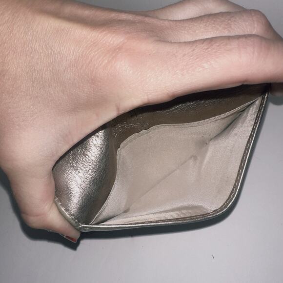 Coach Ashley Leather Pleated Bi-fold Wallet Bronze Metallic Gold W/zipper - Picture 3 of 11